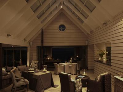 The Boatshed Seaside Boutique Hotel Auckland Exterior photo